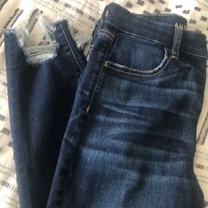 American Eagle Women’s High Rise Curvy Jegging